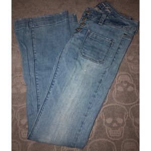 🌵 American Eagle Outfitters vintage flare jeans